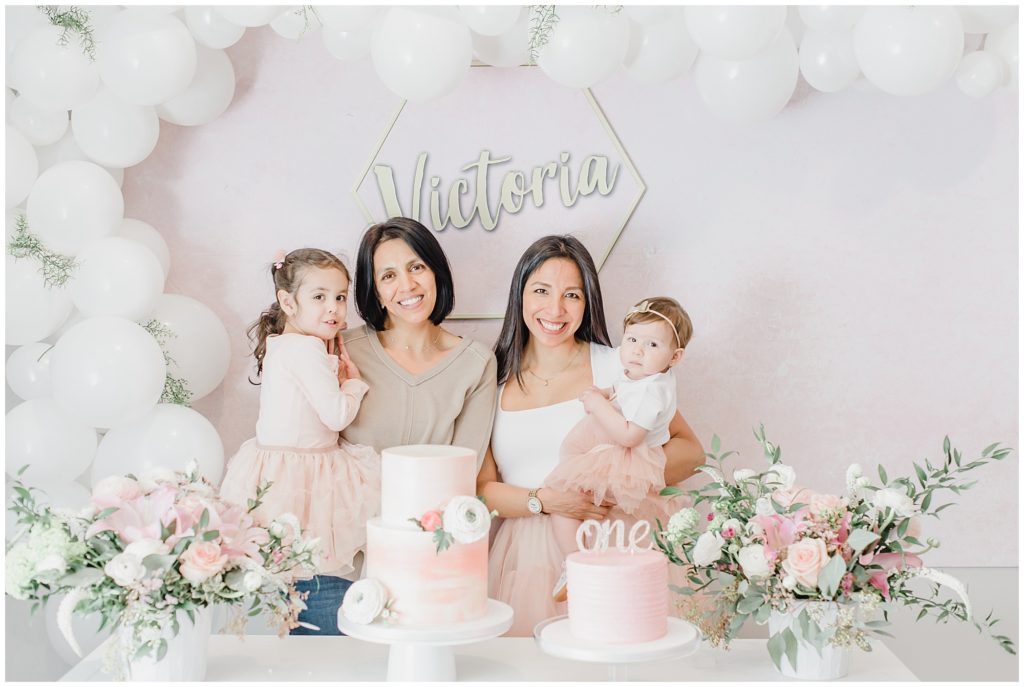 balloon and flower photo booth