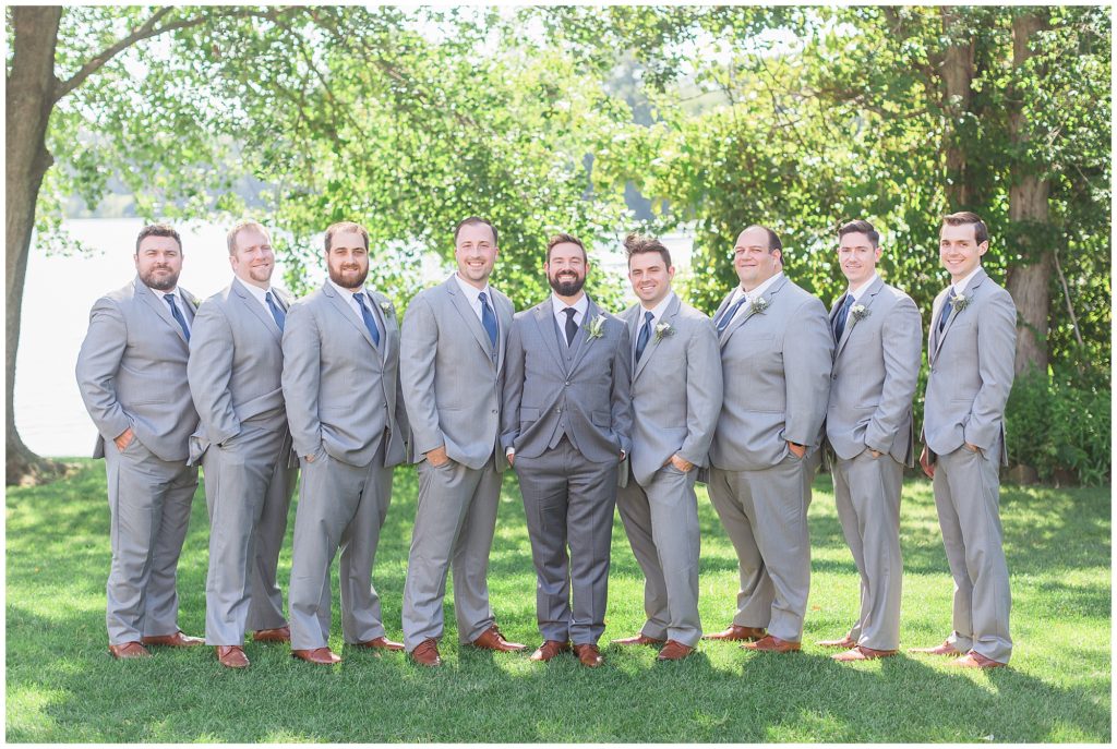 groomsmen