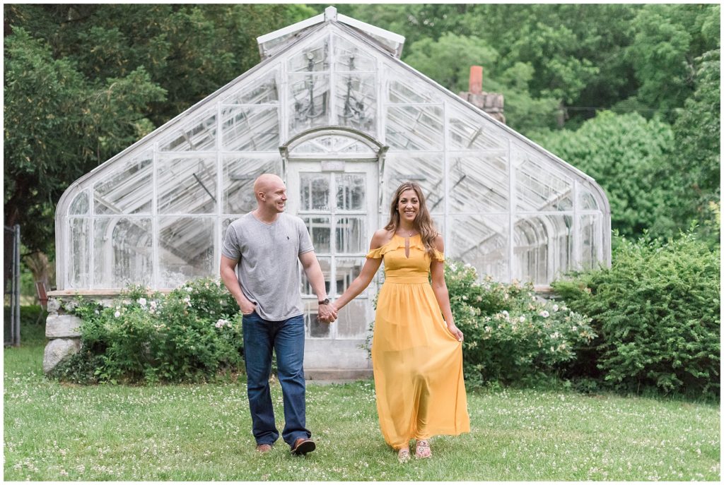 garden engagement session