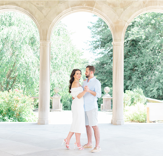 engagement photo poses