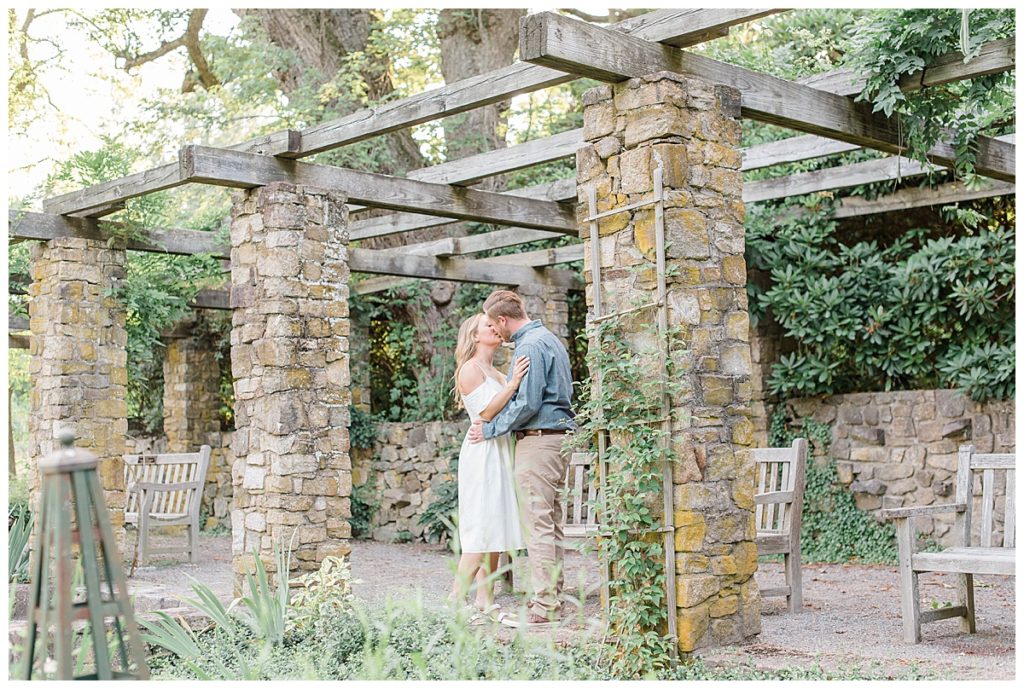 cross estate gardens engagement photos