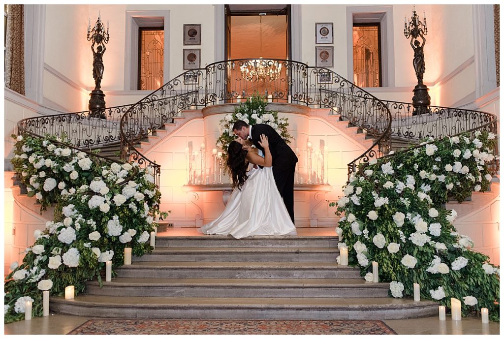 oheka castle staircase