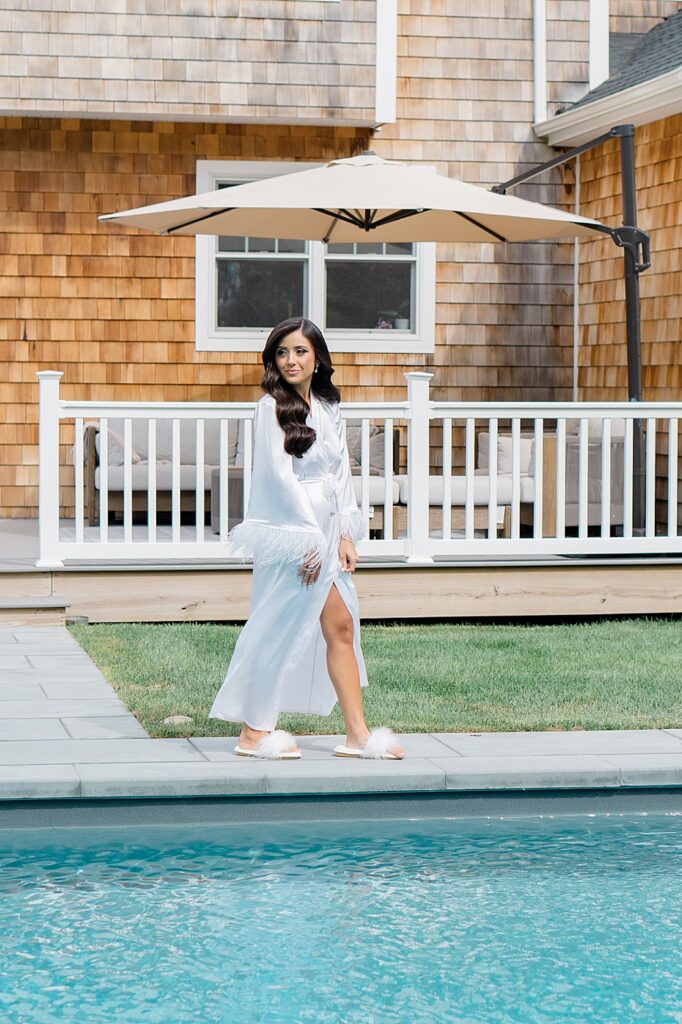 bride in hamptons on wedding morning